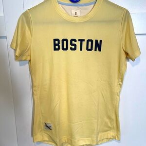 Tracksmith Boston Marathon Session Tee, women’s size small.